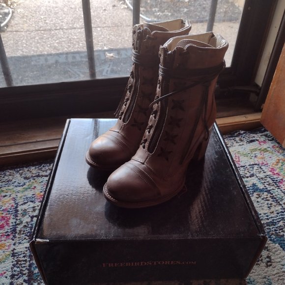 Freebird Bailey Boots - Picture 8 of 14